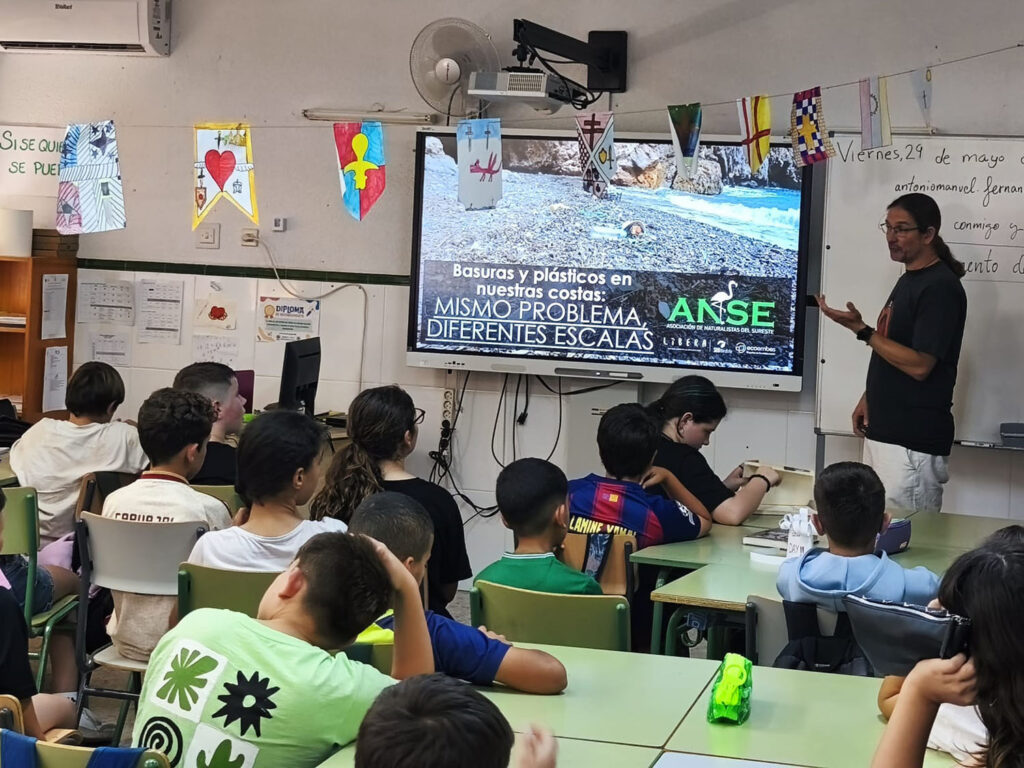 Educación Ambiental con el Proyecto LIBERA en el CEIP Antonio Díaz